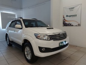 HILUX SW4 SRV 3.0TDI 4X4