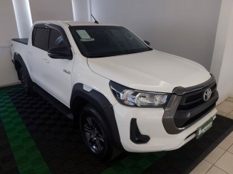 HILUX SR CD 2.8TDI AT 4X4