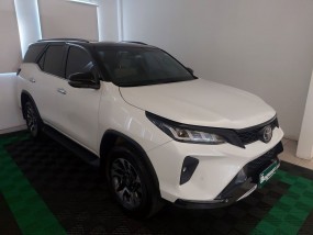 HILUX SW4 DIAMOND SRV 2.8 TDI 4WD